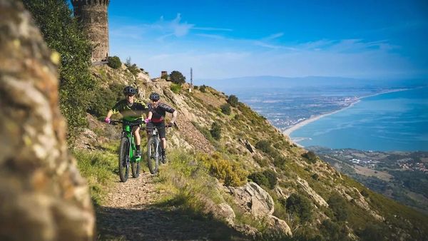 cadres de vélos de route et VTT haut de gamme en fibre de carbone cadres de vélos de route et VTT haut de gamme en fibre de carbone