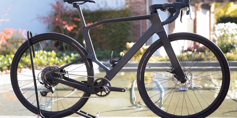 cadres en carbone spéciaux pour gravier avec support de chaîne raccorder le tube diagonal