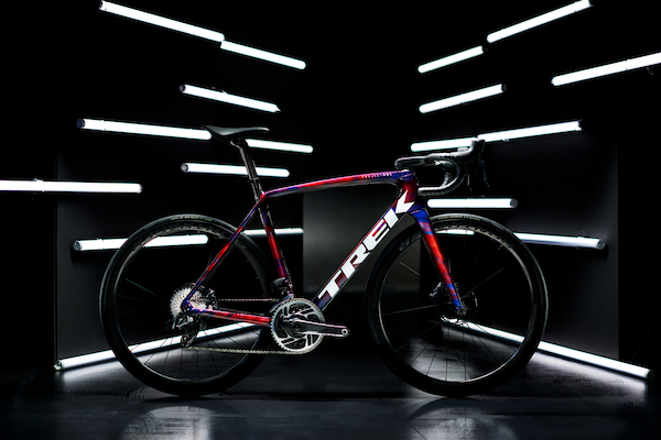 Vélo tie-dye d'équipe Vélo tie-dye d'équipe